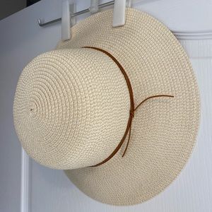 Sunday Best Eau Claire Beach Hat